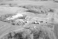 Aerial photograph of a farm in Saskatchewan (34-20-W3)