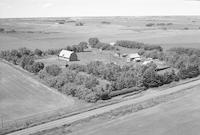 Aerial photograph of a farm near Rockhaven, SK (2-43-21-W3)