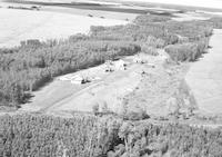 Aerial photograph of a farm near Tallman, SK (16-44-7-W3)
