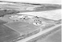 Aerial photograph of a farm near Keatley, SK (44-11-W3)