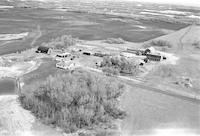 Aerial photograph of a farm near Edam, SK (49-19-W3)