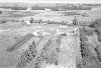 Aerial photograph of a farm near Shellbrook, SK (49-3-W3)