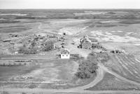 Aerial photograph of a farm near Maidstone, SK (47-23-W3)