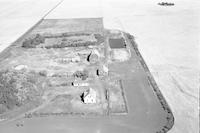 Aerial photograph of a farm near Broadacres, SK (31-22-W3)