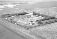 Aerial photograph of a farm near Keatley, SK (44-11-W3)