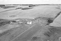 Aerial photograph of a farm near Borden, SK (28-40-8-W3)
