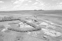 Aerial photograph of a farm near Radisson, SK (23-39-10-W3)