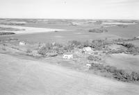 Aerial photograph of a farm near Wilkie, SK (24-38-21-W3)