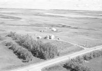 Aerial photograph of a farm in Saskatchewan (34-20-W3)