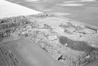 Aerial photograph of a farm near Unity, SK (34-40-22-W3)