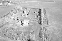 Aerial photograph of a farm in Saskatchewan (40-22-W3)