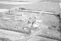 Aerial photograph of a farm in Saskatchewan (40-22-W3)