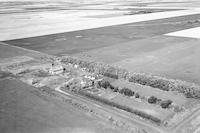 Aerial photograph of a farm near Adanac, SK (30-41-21-W3)
