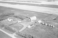 Aerial photograph of a farm in Saskatchewan (41-22-W3)