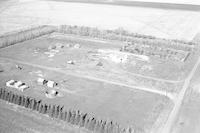 Aerial photograph of a farm near Adanac, SK (34-41-22-W3)