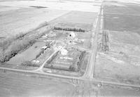 Aerial photograph of a farm in Saskatchewan (16-41-22-W3)