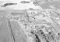 Aerial photograph of a farm in Saskatchewan (15-42-13-W3)