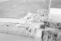 Aerial photograph of a farm near Lilac, SK (42-13-W3)