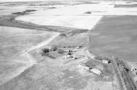 Aerial photograph of a farm in Saskatchewan (34-42-14-W3)