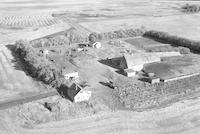 Aerial photograph of a farm in Saskatchewan (20-42-14-W3)