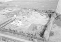 Aerial photograph of a farm in Saskatchewan (28-42-20-W3)