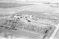 Aerial photograph of a farm in Saskatchewan (42-20-W3)