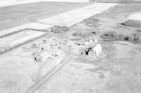 Aerial photograph of a farm in Saskatchewan (42-22-W3)