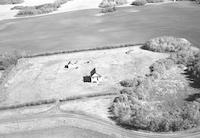 Aerial photograph of a farm in Saskatchewan (43-12-W3)