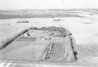 Aerial photograph of a farm in Saskatchewan (14-43-12-W3)