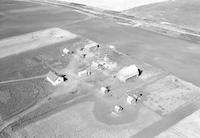 Aerial photograph of a farm in Saskatchewan (43-13-W3)