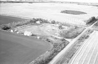 Aerial photograph of a farm in Saskatchewan (35-44-16-W3)