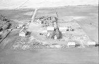 Aerial photograph of a farm in Saskatchewan (35-44-16-W3)