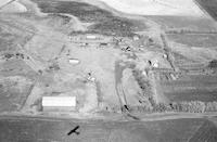 Aerial photograph of a farm in Saskatchewan (32-44-14-W3)