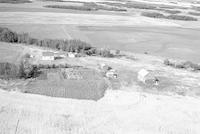 Aerial photograph of a farm in Saskatchewan (33-44-16-W3)