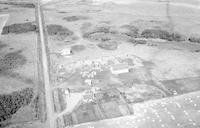 Aerial photograph of a farm in Saskatchewan (24-44-17-W3)