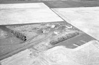 Aerial photograph of a farm in Saskatchewan (26-44-17-W3)