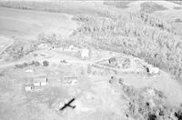 Aerial photograph of a farm in Saskatchewan (9-44-18-W3)