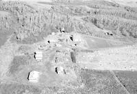 Aerial photograph of a farm in Saskatchewan (44-18-W3)