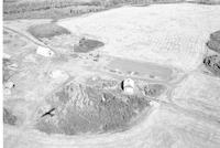 Aerial photograph of a farm in Saskatchewan (44-18-W3)