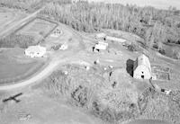 Aerial photograph of a farm in Saskatchewan (20-45-15-W3)