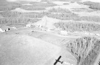 Aerial photograph of a farm in Saskatchewan (19-45-15-W3)