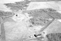 Aerial photograph of a farm in Saskatchewan (11-45-15-W3)