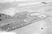 Aerial photograph of a farm in Saskatchewan (13-45-18-W3)