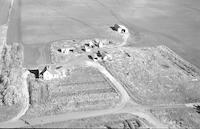 Aerial photograph of a farm in Saskatchewan (45-18-W3)