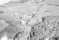 Aerial photograph of a farm in Saskatchewan (25-46-17-W3)