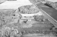 Aerial photograph of a farm in Saskatchewan (17-46-17-W3)