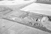 Aerial photograph of a farm in Saskatchewan (8-46-17-W3)