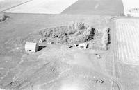 Aerial photograph of a farm in Saskatchewan (15-46-21-W3)