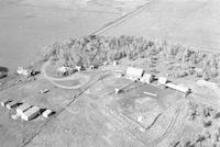 Aerial photograph of a farm in Saskatchewan (46-21-W3)