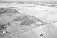 Aerial photograph of a farm in Saskatchewan (47-21-W3)